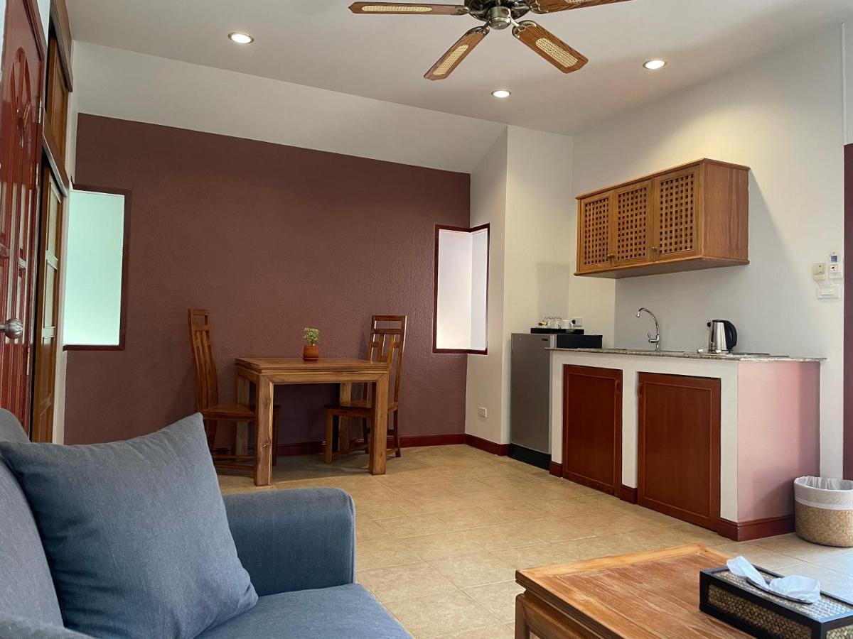 The Pace Phuket Boutique Resort Rawai Екстер'єр фото
