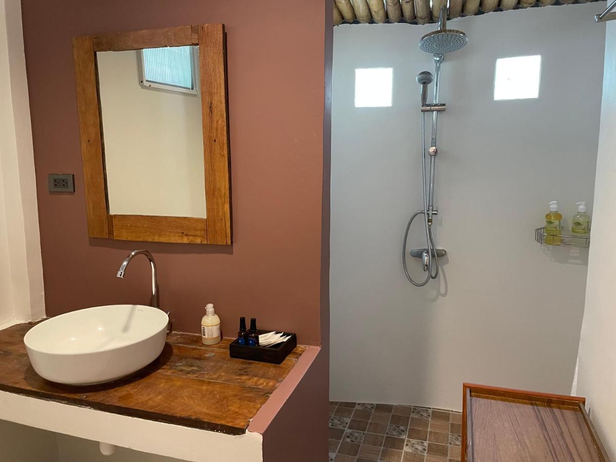 The Pace Phuket Boutique Resort Rawai Екстер'єр фото