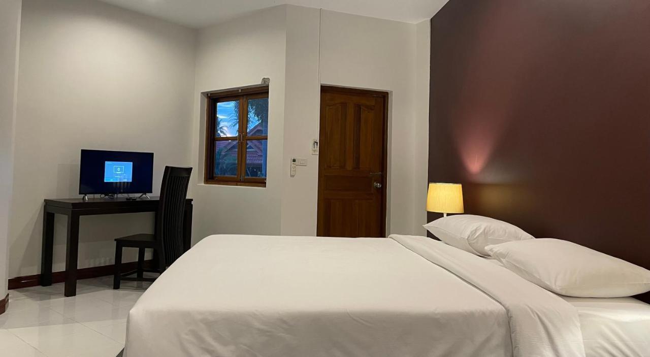 The Pace Phuket Boutique Resort Rawai Екстер'єр фото